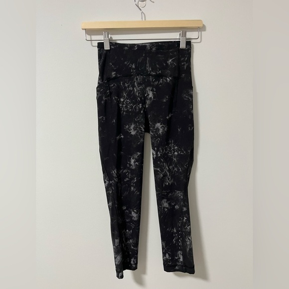Lululemon Swift Speed High-Rise Crop 21" Leggings Print - Picture 2 of 10
